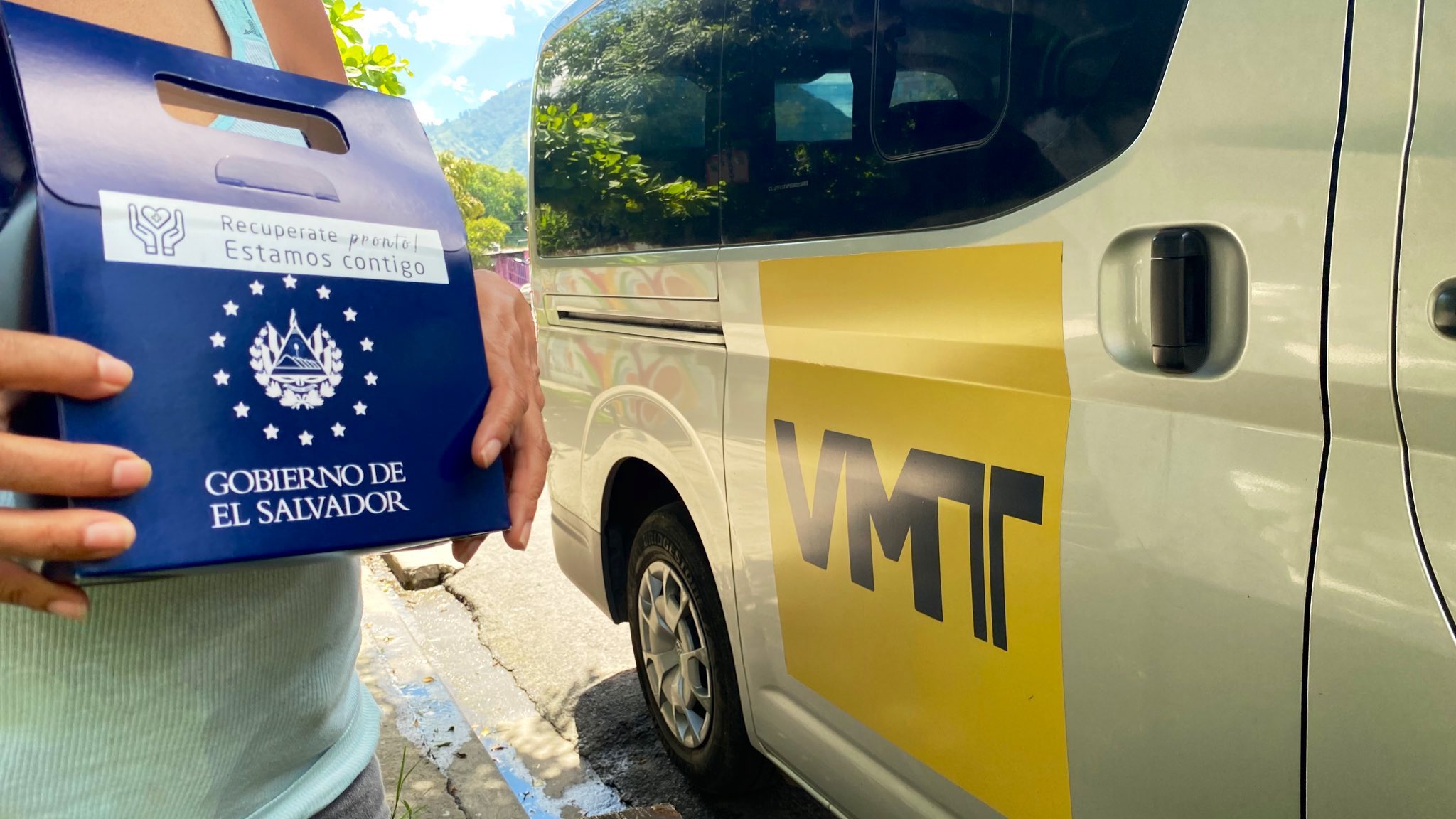 Personal del VMT se solidariza con pacientes COVID19 llevando kits de medicamentos a sus hogares personal-del-vmt-se-solidariza-con-pacientes-covid19-llevando-kits-de-medicamentos-a-sus-hogares